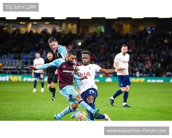 开云前瞻 皇马缺双核热刺伤满营爆冷首发分析 开云前瞻 皇马缺双核热刺伤满营爆冷首发分析